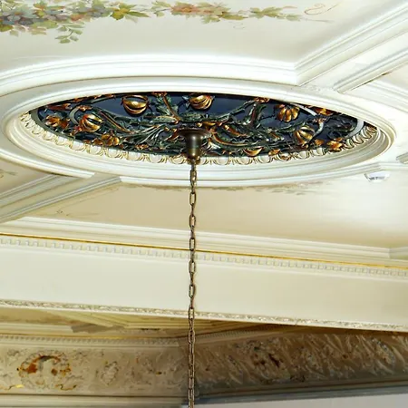 Neustaedter Hof Hotel 3*